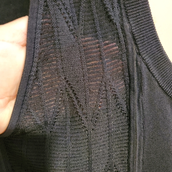 Club Monaco Sheer Sleeveless Top - Size L - Picture 4 of 5